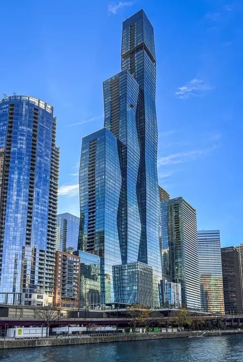 363 E Wacker Dr #6306, Chicago, IL 60601