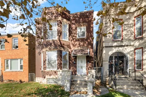 750 E 69th Pl, Chicago, IL 60637