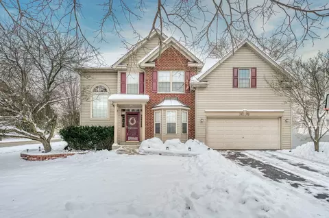 3408 Parliament Ln, Naperville, IL 60564