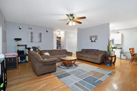 Living - 601 Boulder Dr #A3, Morris, IL 60450 photo 1 of 2