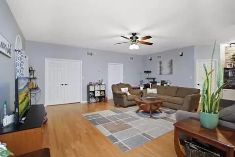 Living - 601 Boulder Dr #A3, Morris, IL 60450 photo 2 of 2