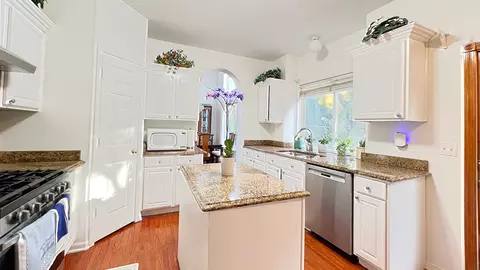 968 Knowles Rd, Gurnee, IL 60031 photo 11