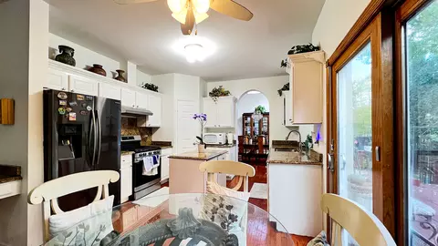 968 Knowles Rd, Gurnee, IL 60031 photo 12