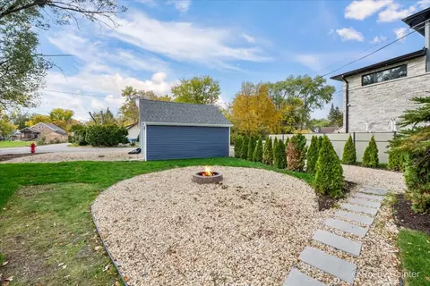 481 Edward Ct, Des Plaines, IL 60016 photo 22