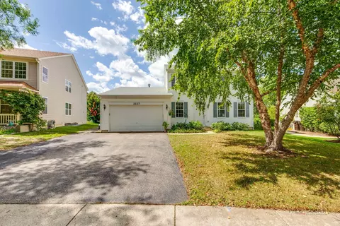 2227 Trailside Ln, Wauconda, IL 60084