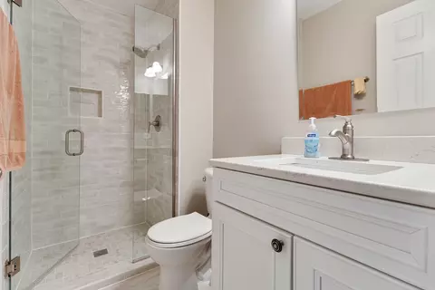 Bath - 1600 Brittany Ct #C2, Wheeling, IL 60090 photo 1 of 4