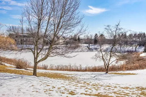 View/Area - 1600 Brittany Ct #C2, Wheeling, IL 60090 photo 3 of 3
