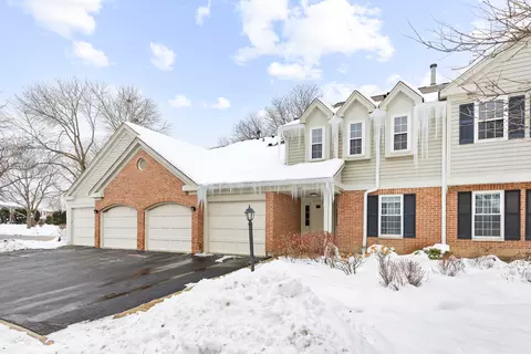 Exterior - 1600 Brittany Ct #C2, Wheeling, IL 60090 photo 2 of 7