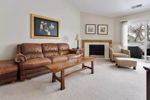 Living - 1600 Brittany Ct #C2, Wheeling, IL 60090 photo 2 of 2