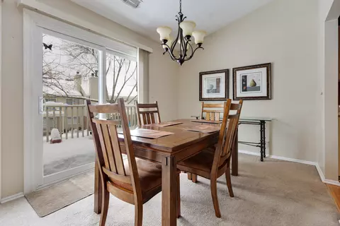 Dining - 1600 Brittany Ct #C2, Wheeling, IL 60090 photo 1 of 2