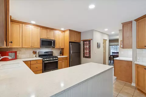 10906 Hamborg Rd, Roscoe, IL 61073 photo 15