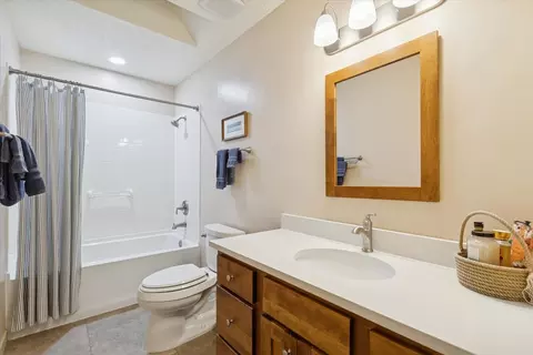 10906 Hamborg Rd, Roscoe, IL 61073 photo 33