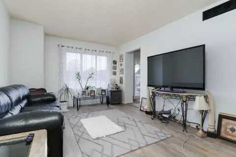 Living - 1550 Hunt Dr #C, Normal, IL 61761 photo 1 of 1