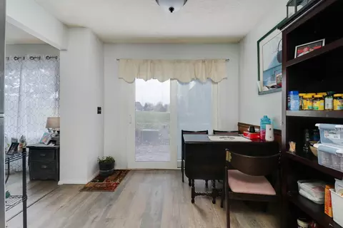 Dining - 1550 Hunt Dr #C, Normal, IL 61761 photo 1 of 1