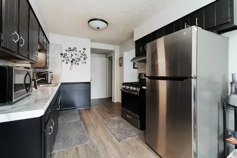 Kitchen - 1550 Hunt Dr #C, Normal, IL 61761 photo 1 of 2