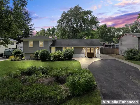 22 W351 Birchwood Dr, Glen Ellyn, IL 60137