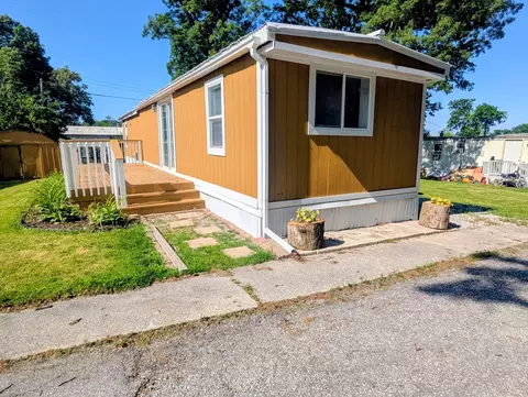 9001 W 133rd Ave #30, Cedar Lake, IN 46303