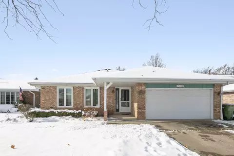 17812 65th Ct, Tinley Park, IL 60477