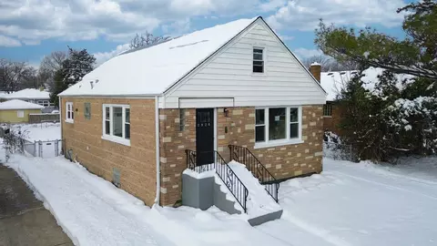 2926 Prairie Ave, Brookfield, IL 60513