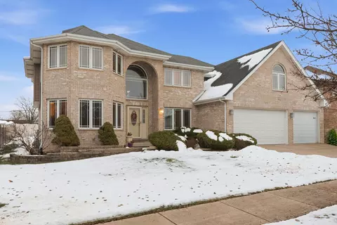 22131 Meadow Lake Pl, Richton Park, IL 60471