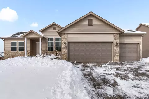 12630 Scarsdale Ln, Loves Park, IL 61111