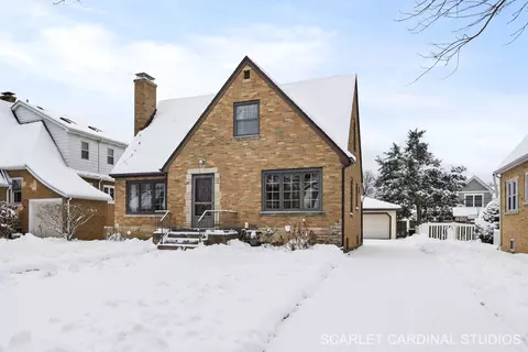 628 S Euclid Ave, Villa Park, IL 60181