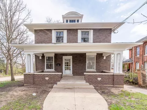 250 N Batavia Ave, Batavia, IL 60510