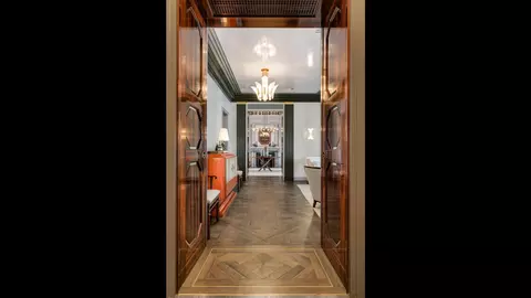 Entry Way - 159 E Walton Pl #31A, Chicago, IL 60611 photo 2 of 3
