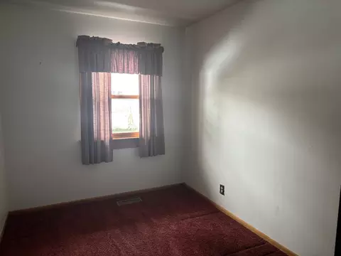 Bedroom - 71 E 227th Pl, Steger, IL 60475 photo 3 of 3