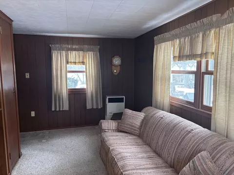 Living - 71 E 227th Pl, Steger, IL 60475 photo 3 of 3