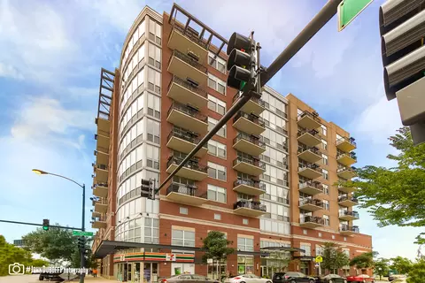 1201 W Adams St #809, Chicago, IL 60607