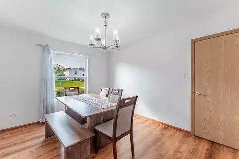 Dining - 5302 Meadowbrook St, Plainfield, IL 60586 photo 2 of 3