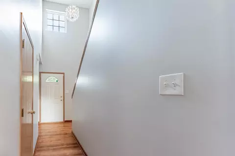 Entry Way - 5302 Meadowbrook St, Plainfield, IL 60586 photo 3 of 4