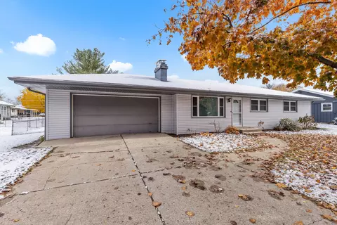 11807 Ventura Blvd, Machesney Park, IL 61115
