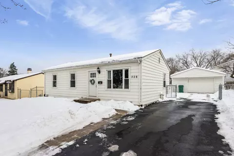 308 Macgregor Rd, Lockport, IL 60441 photo 2