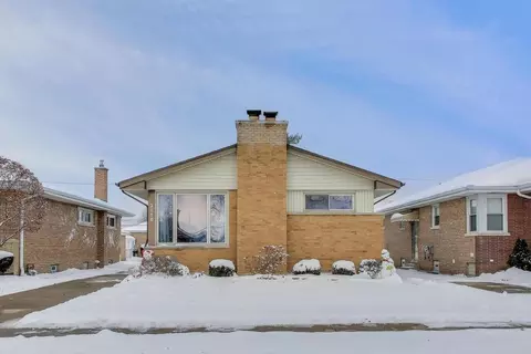 3116 W 101st Pl, Evergreen Park, IL 60805