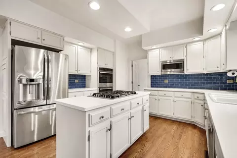 Kitchen - 20194 Augusta Dr, Olympia Fields, IL 60461 photo 2 of 3