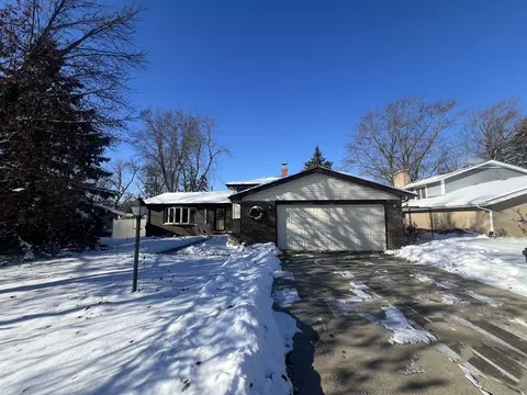 620 Willow St, Frankfort, IL 60423