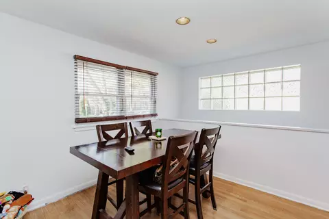 Dining - Undisclosed, Chicago, IL 60646 photo 1 of 1
