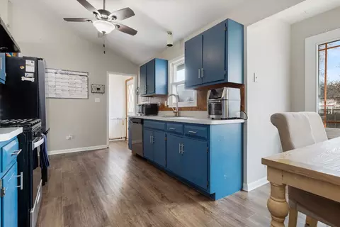 Kitchen - 3007 Art Schultz Dr, Plainfield, IL 60586 photo 1 of 2