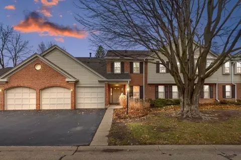 1500 Canbury Ct #B2, Wheeling, IL 60090 photo 2