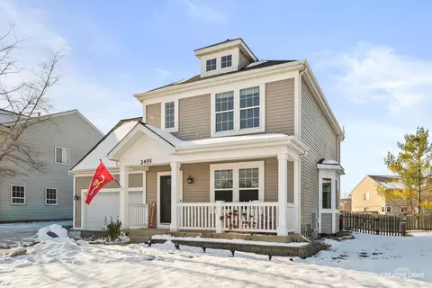 2455 Montclair Ln, Montgomery, IL 60538
