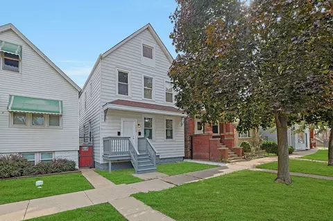 3019 S 49th Ave, Cicero, IL 60804
