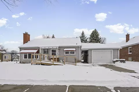 7824 W 66th Pl, Summit, IL 60501
