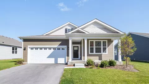 830 Mesa Ln, Pingree Grove, IL 60140