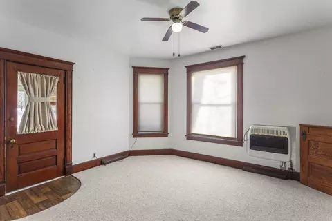 Living - 215 Chicago St, Dewitt, IL 61735 photo 3 of 6