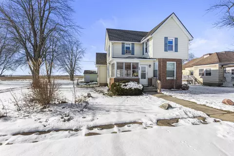 Other - 215 Chicago St, Dewitt, IL 61735 photo 2 of 12