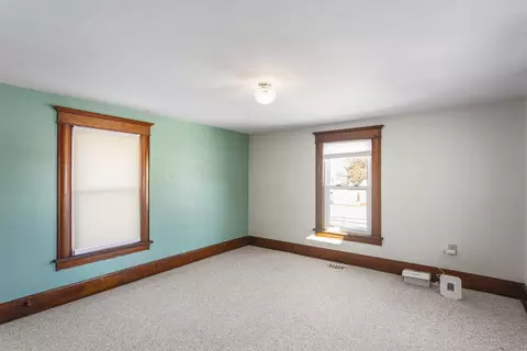 Bedroom - 215 Chicago St, Dewitt, IL 61735 photo 4 of 5
