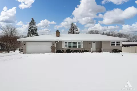 6 N362 Andrene Ln, Itasca, IL 60143