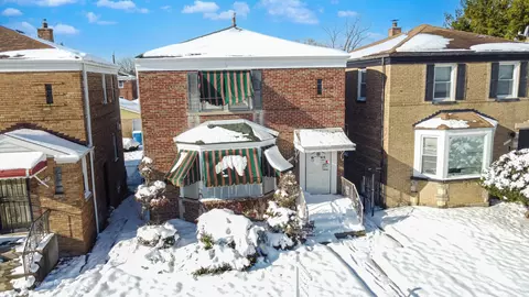10516 S King Dr, Chicago, IL 60628
